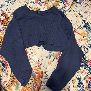 Navy blue long sleeve crop